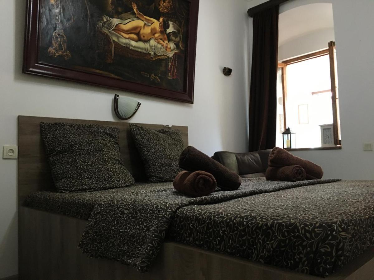 Apartment Old House Khudadova Tbilisi